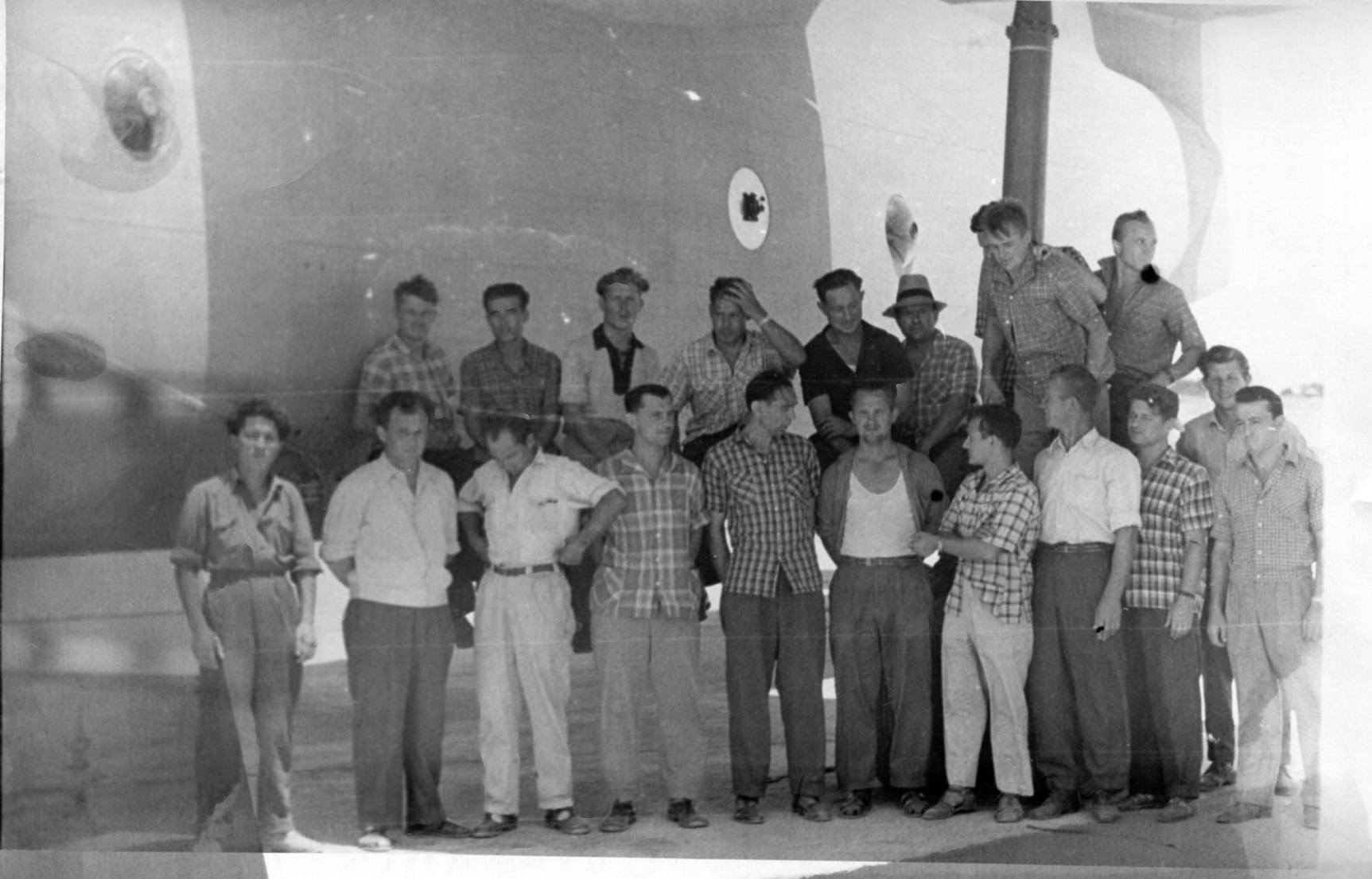 EXCLUSIVE: Ka-22 Vintokryl crew photoshoot with chief pilot Dmitry Efremov and lead test engineer work discussion Tashkent 1962 from personal archive
