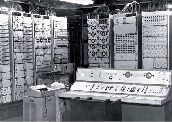 Radio equipment room of Vega system showing electronic control systems and measurement apparatus