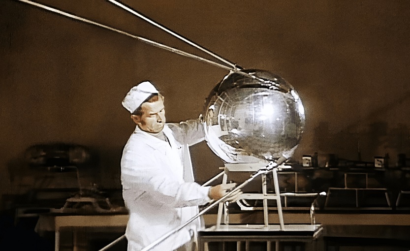 Sputnik-1 first artificial satellite launched by Ukrainian-designed R7 rocket, beginning Space Race 1957