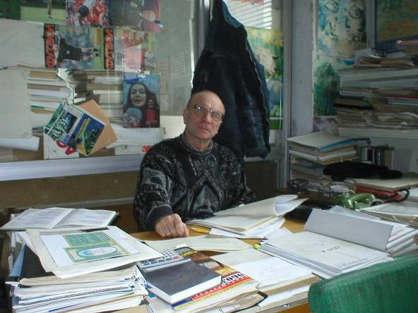 Valentin Kozlov, head of NIIRI department 53, at his workplace developing Collection system