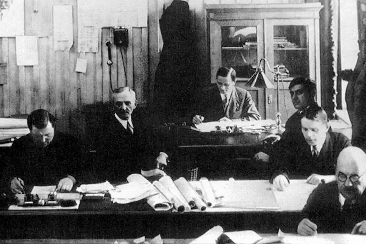 Specialists working under NKVD supervision in Soviet secret facility, 1940s-1950s